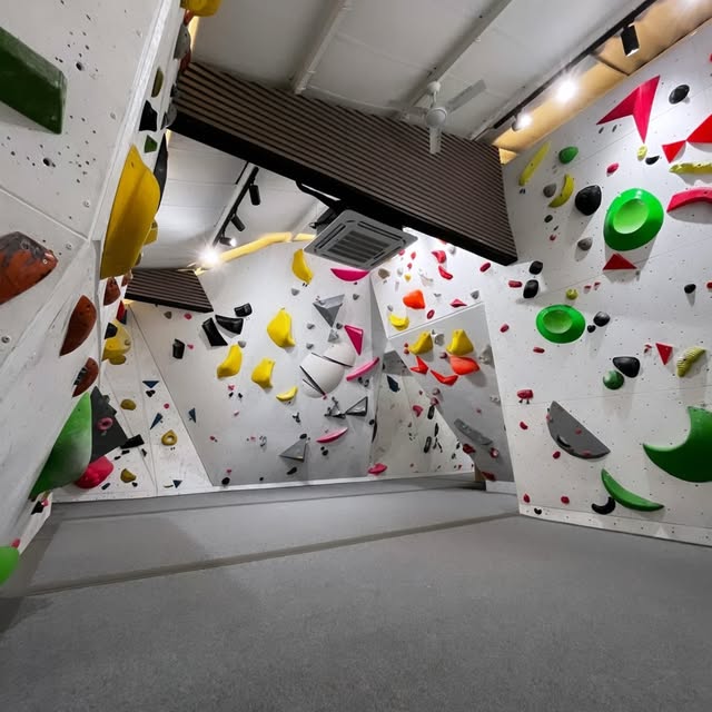 Zona de bloques de Moai Climbing